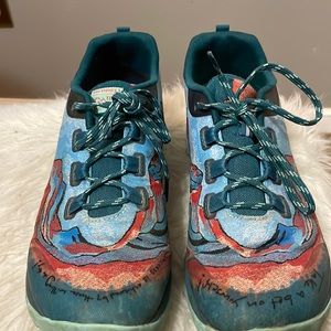 Merrell sister hikers low profile vibram soles size 11